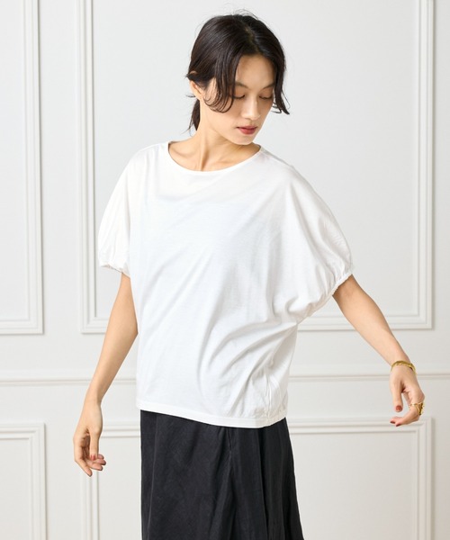 INED(イネド)の「ギザリヨセルスムース ボートネックドルマンカットソー(Tシャツ/カットソー・レディース・モカ/ブラック/ブラウン系その他/オフホワイト・9号)」の2枚目の写真