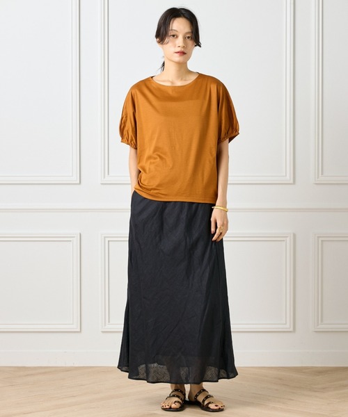 INED(イネド)の「ギザリヨセルスムース ボートネックドルマンカットソー(Tシャツ/カットソー・レディース・モカ/ブラック/ブラウン系その他/オフホワイト・9号)」の7枚目の写真