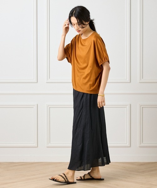 INED(イネド)の「ギザリヨセルスムース ボートネックドルマンカットソー(Tシャツ/カットソー・レディース・モカ/ブラック/ブラウン系その他/オフホワイト・9号)」の8枚目の写真