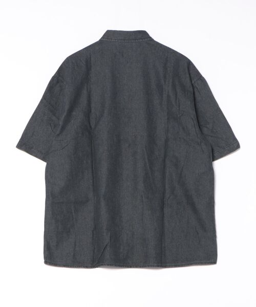 THE HITSS（ヒッツ）の「ワンポイント オーバーサイズ デニムシャツ 半袖（シャツ/ブラウス・メンズ・ブラック/ブルー・FREE）」の6枚目の写真