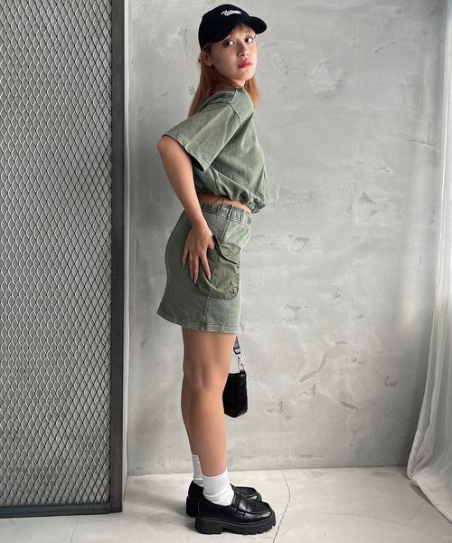 ROGER AND RAW(ロジャーアンドロウ)の「【セットアップ/上下セット】ナイロンドッキングTシャツ&スカートセット(ワンピース・レディース・ブラック/スミクロ/ブラウン/カーキ・FREE)」の16枚目の写真