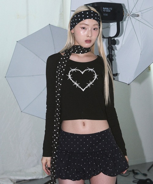 Heart Tattoo（ハートタトゥー）の「Scarf-Set Logo Long Sleeve Tee / スカーフ付き ロゴロンTee（Tシャツ/カットソー・レディース・ホワイト系/ブラック系・FREE）」の15枚目の写真