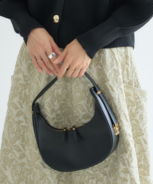 KATHARINE ROSS（キャサリンロス）の「【KATHARINE ROSS】【MILLELA FIRENZE】ワンハンドル2WAYバッグ（ハンドバッグ・レディース・ブラック/オフホワイト・MEDIUM）」の2枚目の写真