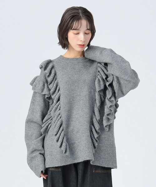 BEAMS HEART（ビームスハート）の「オーバー フリル ニット プルオーバー（ニット/セーター・レディース・グレー/レッド・FREE）」の6枚目の写真