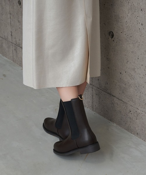 carino(カリーノ)の「【レイン対応】サイドゴアショートブーツ(ブーツ・レディース・ダークブラウン/ブラック・S/M/L/LL)」の4枚目の写真