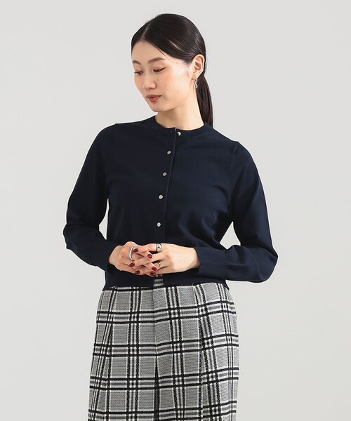 Demi-Luxe BEAMS（デミルクス ビームス）の「16ゲージ クルーネックカーディガン［手洗い可］（カーディガン/ボレロ・レディース・ネイビー/パープル系その他2/ホワイト・ONE SIZE）」の12枚目の写真