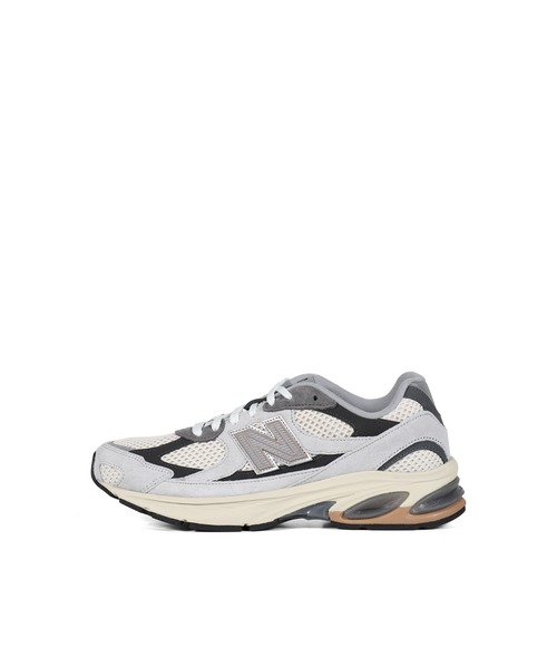 NEW BALANCE(ニューバランス)の「U2010(スニーカー・メンズ・ブラウン/ホワイト系その他/ブラック/ベージュ/ブラウン系その他・28.5cm/27.5cm/28cm/29cm/28.0cm/27cm/26.5cm/26cm/30cm)」の4枚目の写真