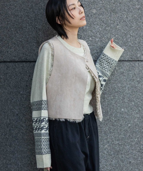 Munich（ミューニック）の「カーリーフェイクファー×シープボアリバーシブルジレ（その他アウター・レディース・カーキ/ライトベージュ/ブラック・FREE）」の20枚目の写真