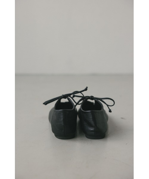 STYLEMIXER（スタイルミキサー）の「レースアップフラットシューズ（パンプス・レディース・ブラック/アイボリー・LL/LARGE/MEDIUM/SMALL）」の18枚目の写真