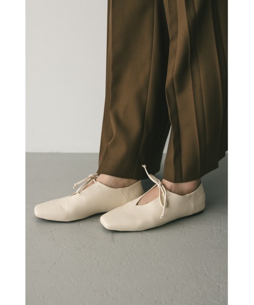 STYLEMIXER（スタイルミキサー）の「レースアップフラットシューズ（パンプス・レディース・ブラック/アイボリー・LL/LARGE/MEDIUM/SMALL）」の3枚目の写真