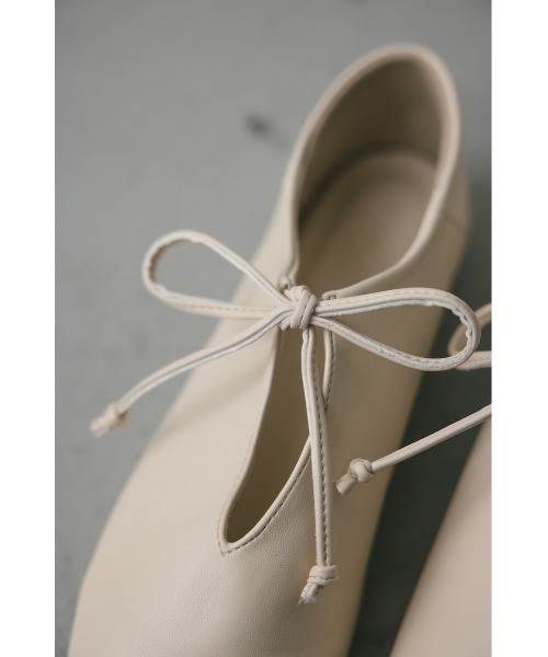 STYLEMIXER（スタイルミキサー）の「レースアップフラットシューズ（パンプス・レディース・ブラック/アイボリー・LL/LARGE/MEDIUM/SMALL）」の11枚目の写真