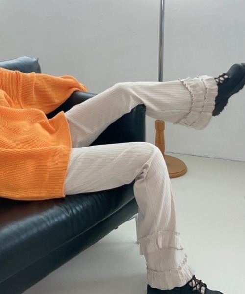 yuue' ( wear )（ユーイ）の「フリルフレアリブパンツ（その他パンツ・レディース・ブラック/アイボリー/グレー・FREE）」の10枚目の写真