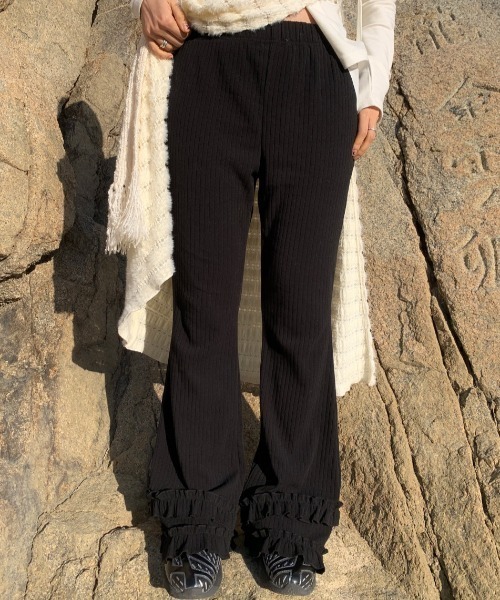 yuue' ( wear )（ユーイ）の「フリルフレアリブパンツ（その他パンツ・レディース・ブラック/アイボリー/グレー・FREE）」の16枚目の写真