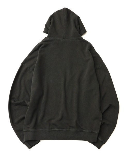 Disney(ディズニー)の「【Disneycollection/ディズニーコレクション】ヴィンテージピグメント加工アソートデザイン 裏毛 プルオーバーパーカー(パーカー・メンズ・ブラック系2/ブラック系3/ブラック系1/ブラック系その他2/ブラック系9/ブラック系8/ブラック系6/ブラック系/ブラック系その他/ブラック系4/ブラック系その他3/ブラック系5/ブラック系7・L/M/XL)」の15枚目の写真