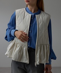 r. | キルティング　ペプラムベスト(ダウンベスト)