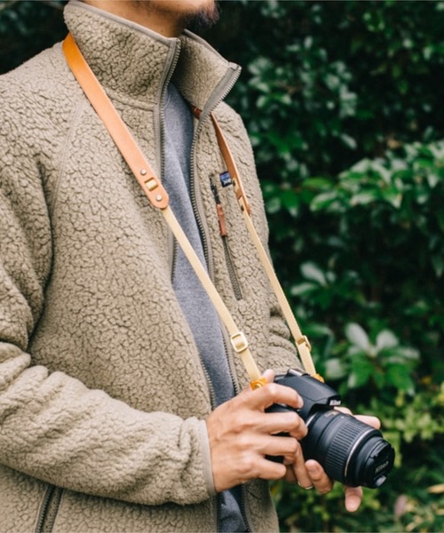 DURAM FACTORY（ドゥラムファクトリー）の「DURAM ドゥラム カメラストラップＡ レザー 本革 一眼レフ 10015（カメラ/カメラグッズ・レディース・ブラウン/ダークブラウン/ライトブラウン/ブラック・FREE）」の4枚目の写真