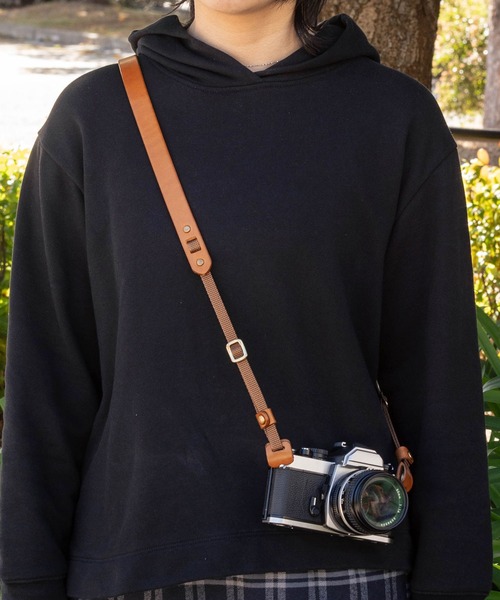 DURAM FACTORY（ドゥラムファクトリー）の「DURAM ドゥラム カメラストラップＡ レザー 本革 一眼レフ 10015（カメラ/カメラグッズ・レディース・ブラウン/ダークブラウン/ライトブラウン/ブラック・FREE）」の18枚目の写真