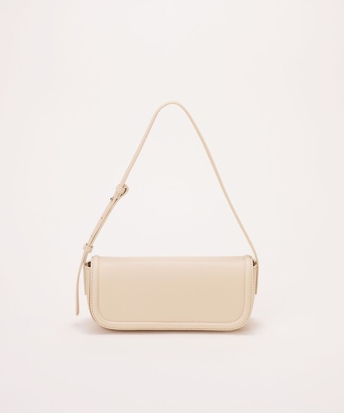 EFOLE（エフォル）の「【ZOZO限定】Flap wide shoulder/フラップワイドショルダー（ショルダーバッグ・レディース・ブラック/オフホワイト・FREE）」の2枚目の写真