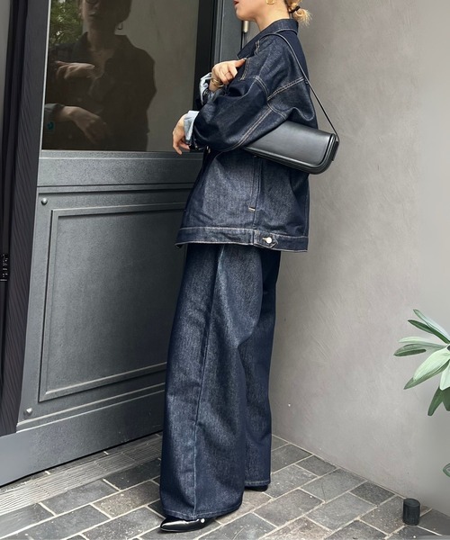 EFOLE（エフォル）の「【ZOZO限定】Flap wide shoulder/フラップワイドショルダー（ショルダーバッグ・レディース・ブラック/オフホワイト・FREE）」の14枚目の写真