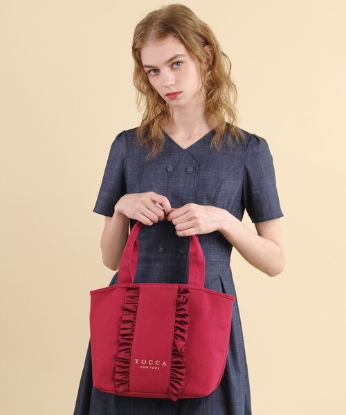 TOCCA バーガンディ リボン付きトートバッグ　レッド セール/ブランド古着】トートバッグ（トートバッグ）｜TOCCA（トッカ