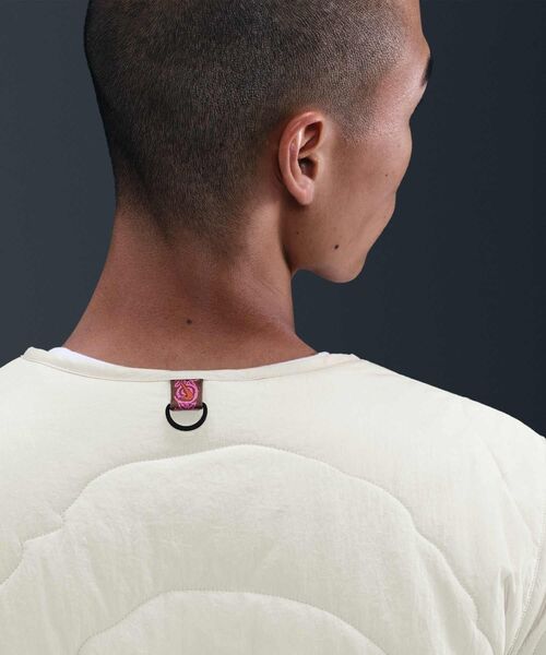 NIKE（ナイキ）の「ナイキ スポーツウェア メンズ パデッド ジャケット / Nike Sportswear Men's Padded Jacket IM9354-229 Light Khaki（ノーカラージャケット・メンズ・ブラウン系その他2・M/L/XL/2XL/S）」の18枚目の写真