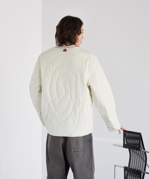 NIKE（ナイキ）の「ナイキ スポーツウェア メンズ パデッド ジャケット / Nike Sportswear Men's Padded Jacket IM9354-229 Light Khaki（ノーカラージャケット・メンズ・ブラウン系その他2・M/L/XL/2XL/S）」の3枚目の写真