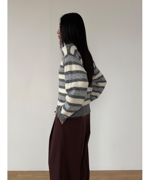 Didot.showroom（ディドット ショールーム）の「配色ボーダーラウンドニット（ニット/セーター・レディース・ブラック/グレー/ブラウン・FREE）」の9枚目の写真