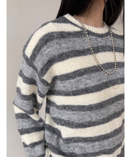 Didot.showroom（ディドット ショールーム）の「配色ボーダーラウンドニット（ニット/セーター・レディース・ブラック/グレー/ブラウン・FREE）」の6枚目の写真