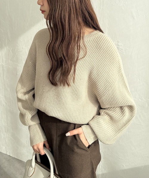 ikka(イッカ)の「ラメスパンコールニットプルオーバー(ニット/セーター・レディース・ブラウン/ネイビー/ベージュ・M/L/S)」の2枚目の写真