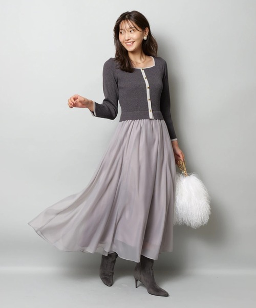 JUSGLITTY（ジャスグリッティー）の「スクエアカーデドッキングワンピース（ワンピース・レディース・ブラウン/オフホワイト/チャコールグレー・1/2）」の2枚目の写真