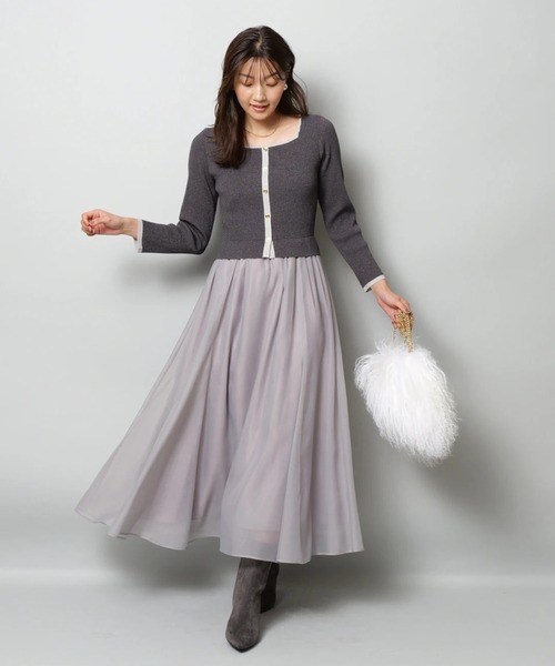 JUSGLITTY（ジャスグリッティー）の「スクエアカーデドッキングワンピース（ワンピース・レディース・ブラウン/オフホワイト/チャコールグレー・1/2）」の5枚目の写真