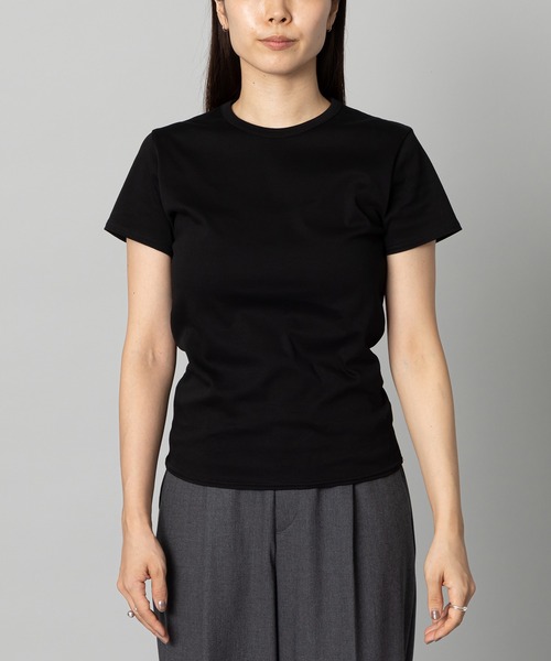 kuros'(クロス)の「【kuros’オリジナル】kuros'Tシャツ コンパクト(Tシャツ/カットソー・レディース・ホワイト/ブラック・SMALL/MEDIUM/LARGE)」の1枚目の写真