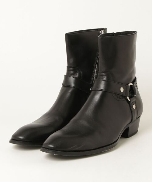 BENUSTA(ベヌスタ)の「A'GEM/9 × .kom 『BENUSTA/ベヌスタ』Ring Belt Design Heel Boots/リングベルトデザインヒールブーツ(ブーツ・メンズ・ブラウン/ブラック・26/27)」の1枚目の写真