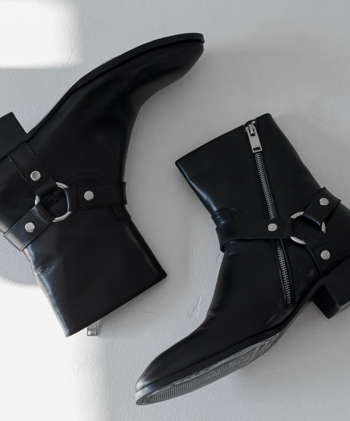BENUSTA(ベヌスタ)の「A'GEM/9 × .kom 『BENUSTA/ベヌスタ』Ring Belt Design Heel Boots/リングベルトデザインヒールブーツ(ブーツ・メンズ・ブラウン/ブラック・26/27)」の7枚目の写真