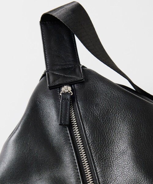 セール】撥水 カウレザー ボンサック ショルダーバッグ（ショルダー