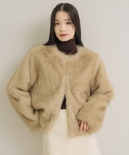 NEUNA（ヌナ）の「ノーカラーファーコート（ダウンジャケット/コート・レディース・アイボリー/ブラウン・FREE）」の9枚目の写真