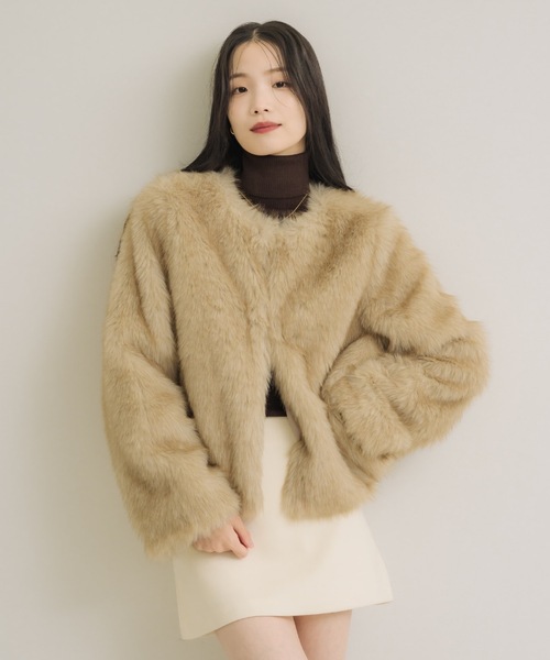 NEUNA（ヌナ）の「ノーカラーファーコート（ダウンジャケット/コート・レディース・アイボリー/ブラウン・FREE）」の6枚目の写真