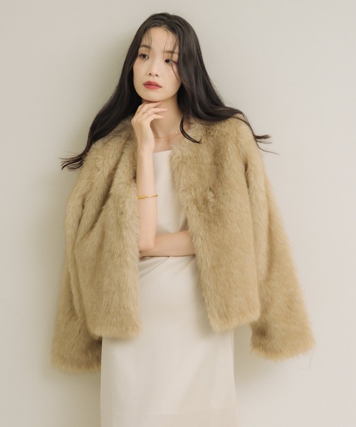 NEUNA（ヌナ）の「ノーカラーファーコート（ダウンジャケット/コート・レディース・アイボリー/ブラウン・FREE）」の8枚目の写真