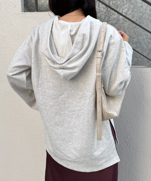 CIAOPANIC TYPY（チャオパニックティピー）の「ダメージ裏毛ロゴフーディー（Tシャツ/カットソー・レディース・ブラウン/チャコールグレー/オフホワイト・ONE SIZE）」の6枚目の写真