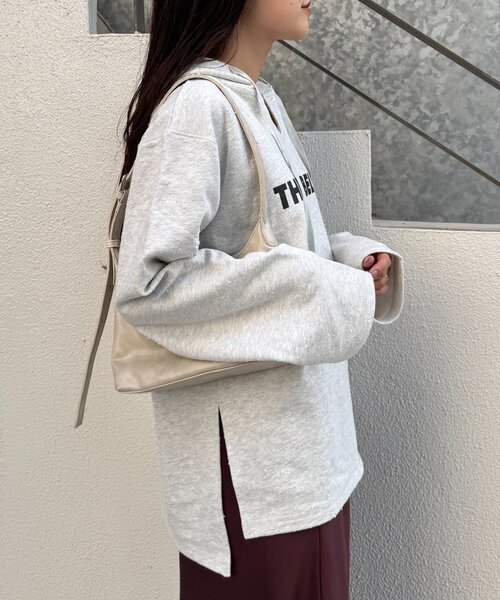 CIAOPANIC TYPY（チャオパニックティピー）の「ダメージ裏毛ロゴフーディー（Tシャツ/カットソー・レディース・ブラウン/チャコールグレー/オフホワイト・ONE SIZE）」の7枚目の写真