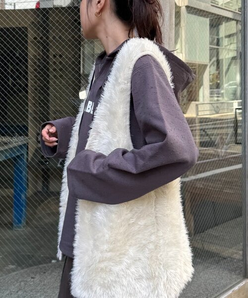 CIAOPANIC TYPY（チャオパニックティピー）の「ダメージ裏毛ロゴフーディー（Tシャツ/カットソー・レディース・ブラウン/チャコールグレー/オフホワイト・ONE SIZE）」の19枚目の写真