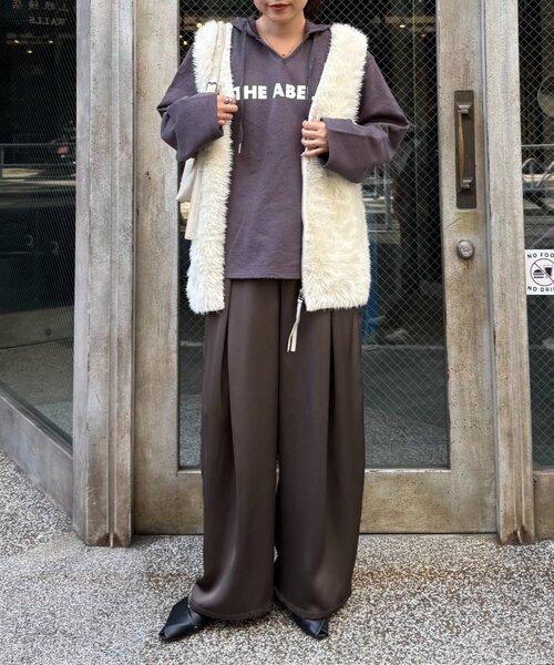 CIAOPANIC TYPY（チャオパニックティピー）の「ダメージ裏毛ロゴフーディー（Tシャツ/カットソー・レディース・ブラウン/チャコールグレー/オフホワイト・ONE SIZE）」の21枚目の写真