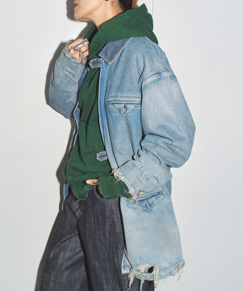 KURO（クロ）の「KURO DENIM HALF COAT 964180：コート（その他アウター・レディース・ブルー・MEDIUM）」の2枚目の写真