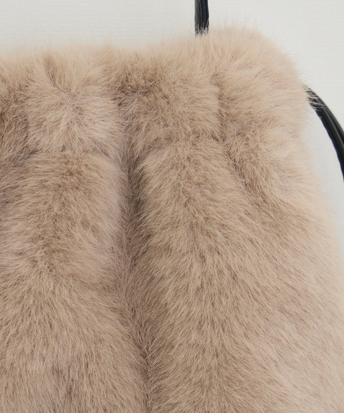 KATHARINE ROSS（キャサリンロス）の「【KATHARINE ROSS】エコファー　巾着ショルダーバッグ（ショルダーバッグ・レディース・モカ/その他1/ブラック/グレー・MEDIUM）」の18枚目の写真