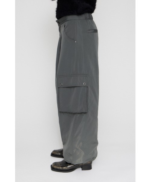 LAGUA GEM(ラグアジェム)の「WARM POCKET パンツ(カーゴパンツ・レディース・ブラック/カーキ/グレー・X-SMALL/SMALL/MEDIUM)」の14枚目の写真