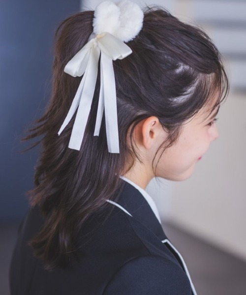 repipi armario（レピピ アルマリオ）の「リボンツキシュシュ（シュシュ・キッズ・ホワイト/ベージュ/ブラック・ONESIZE）」の7枚目の写真