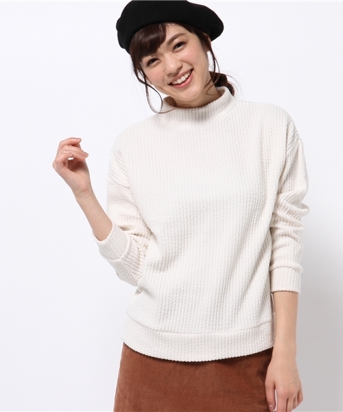 Discoat Parisien（ディスコートパリシアン）の「膨れリブハイネックプルオーバー（Tシャツ/カットソー・レディース・グレー/アイボリー/ネイビー・MEDIUM/LARGE）」の2枚目の写真