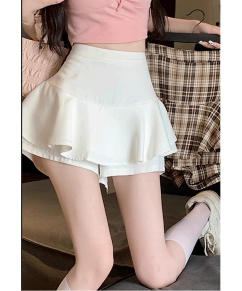 Ada.(エイダ)の「【Mellfy】フリルキュロット(スカート・レディース・ベージュ/ブラック/オフホワイト・S/M)」の2枚目の写真