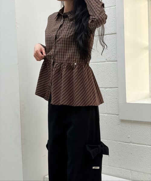 RONRON（ロンロン）の「RUFFLE CHECK SHIRT BROWN（シャツ/ブラウス・レディース・その他・FREE）」の9枚目の写真