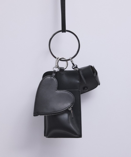 ADAM ET ROPE'（アダムエロペ）の「【WEB限定】マルチポーチ付きショルダーバッグ（ショルダーバッグ・レディース・シルバー/ブラック/ブラウン/レッド・FREE）」の2枚目の写真